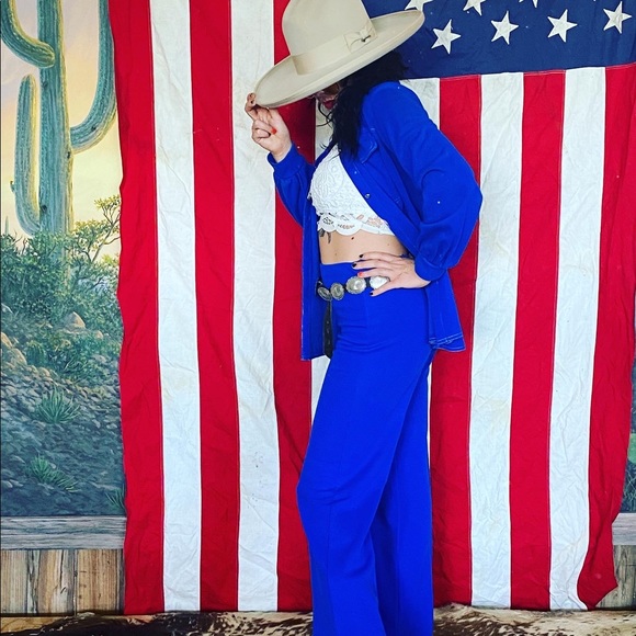 Vintage 70s Royal Blue button down and Bellbottoms - Picture 4 of 9